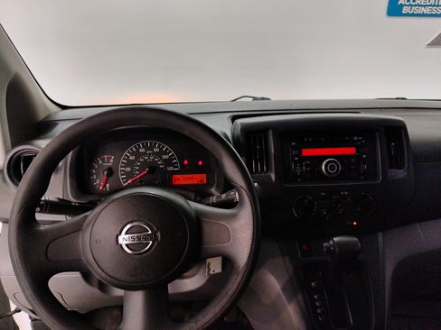 Used 2017 Nissan NV200 S image 48