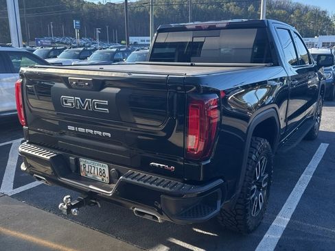Used 2022 GMC Sierra 1500 AT4 w/ AT4 Premium Package image 12