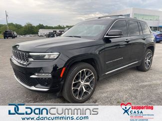 Used 2023 Jeep Grand Cherokee Summit AWD/4WD video 1