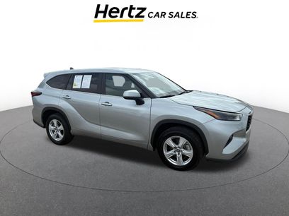 Used 2025 Toyota Highlander LE