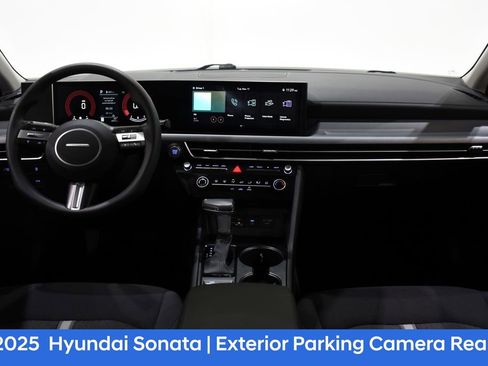 Certified 2025 Hyundai Sonata SE image 9
