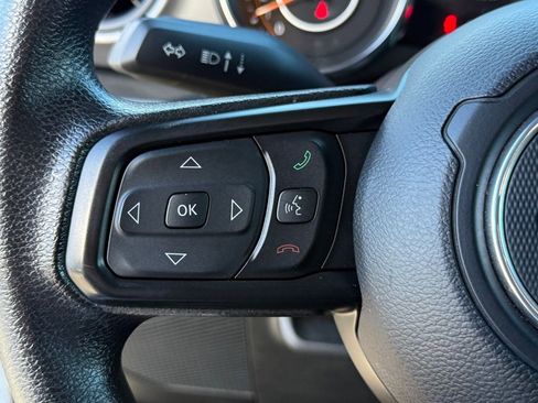 Used 2022 Jeep Wrangler Unlimited Sport image 17