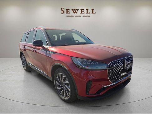 New 2026 Lincoln Aviator Premiere image 6