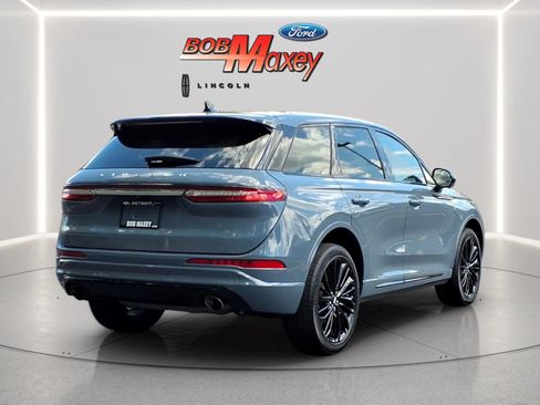 Used 2024 Lincoln Corsair AWD w/ Equipment Group 101A image 4