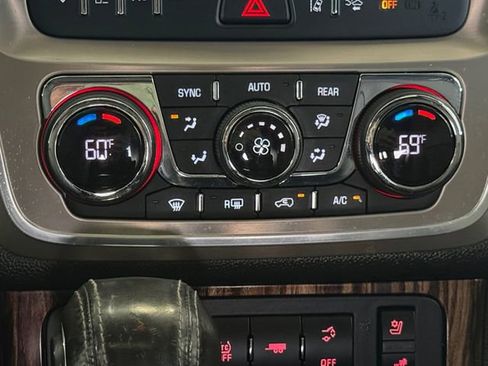 Used 2015 GMC Acadia Denali FWD image 3