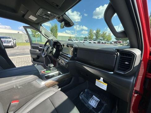 New 2026 GMC Sierra 1500 Elevation w/ Elevation Premium Package image 30