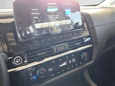 Used 2022 Nissan Pathfinder Platinum w/ Cargo Package image 10