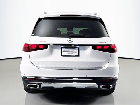 New 2026 Mercedes-Benz GLS 450 4MATIC image 3
