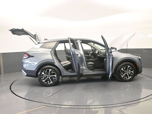 Used 2025 Kia Sportage EX FWD image 72