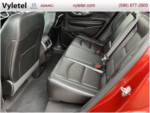 Certified 2023 GMC Terrain SLT w/ Elevation Edition image 11