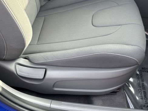 Certified 2023 Hyundai Elantra SEL w/ Convenience Package FWD image 27