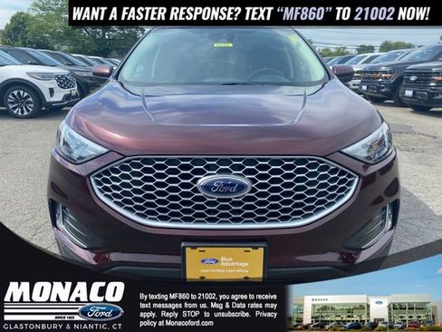 Certified 2024 Ford Edge SEL w/ Convenience Package AWD/4WD image 3