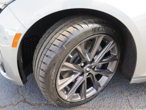 Used 2025 Cadillac CT5 V image 25