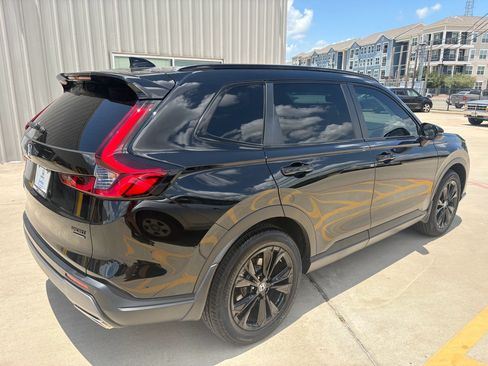Used 2026 Honda CR-V Sport Touring image 8