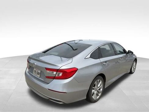 Used 2018 Honda Accord LX image 4