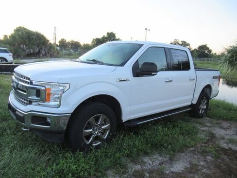 Used 2020 Ford F150 XLT w/ Equipment Group 302A Luxury AWD/4WD image 3