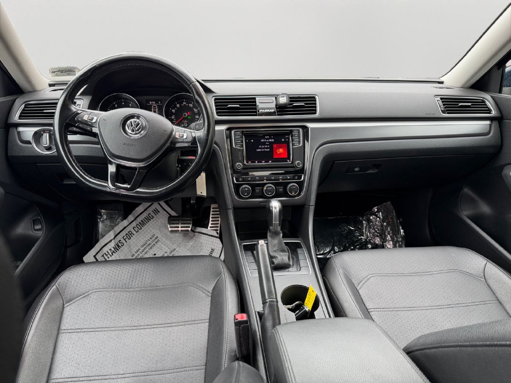 Used 2018 Volkswagen Passat 2.0T S FWD image 15