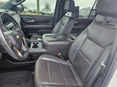 Used 2022 Chevrolet Suburban High Country image 22