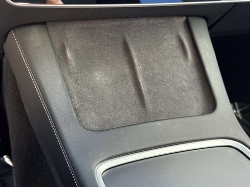 Used 2021 Tesla Model Y Long Range image 23