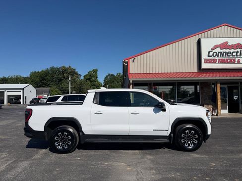 Used 2026 GMC Sierra EV Elevation AWD/4WD image 3