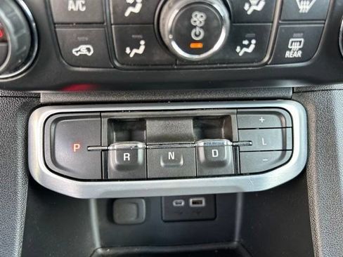 Used 2021 GMC Acadia SLE w/ Driver Convenience Package AWD/4WD image 30