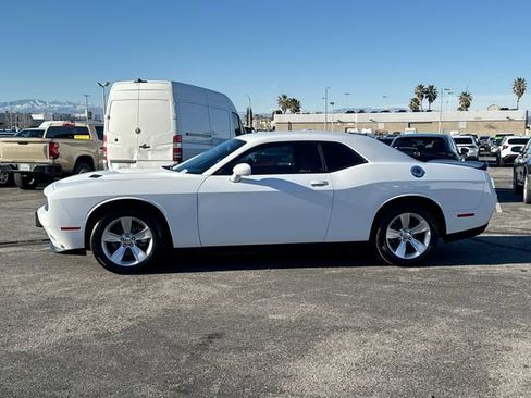 Used 2023 Dodge Challenger SXT image 28