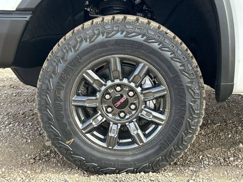 New 2026 GMC Sierra 1500 AT4X AWD/4WD image 33