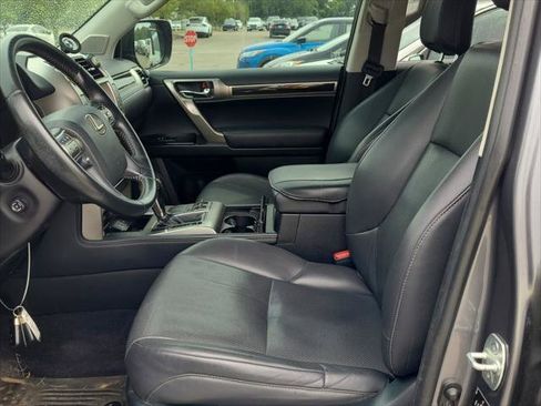 Used 2016 Lexus GX 460 w/ Navigation Package AWD/4WD image 12