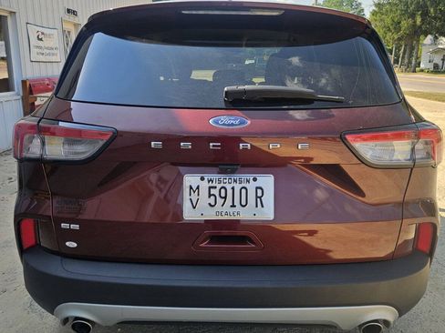 Used 2021 Ford Escape SE FWD image 5