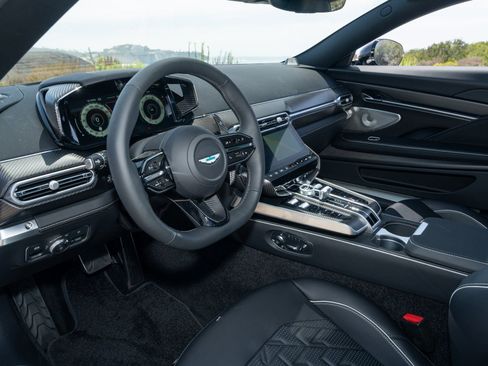 Used 2026 Aston Martin Vanquish RWD image 14