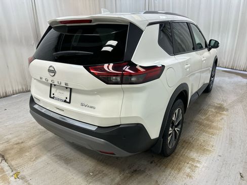Certified 2023 Nissan Rogue SV w/ SV Premium B Package AWD/4WD image 11