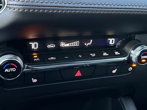 New 2026 MAZDA MAZDA3 2.5 S Hatchback w/ Premium Pkg image 24