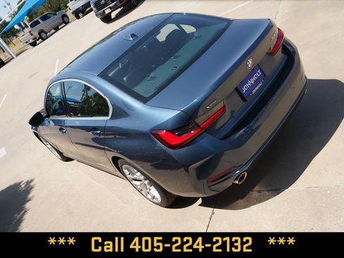 Used 2025 BMW 330i xDrive Sedan AWD/4WD image 12