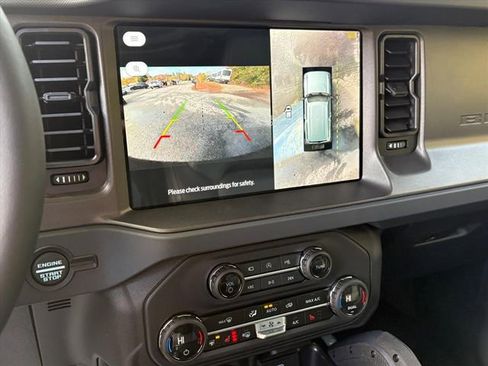 New 2025 Ford Bronco Badlands image 8