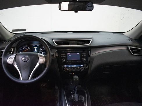Used 2016 Nissan Rogue SV AWD/4WD image 11