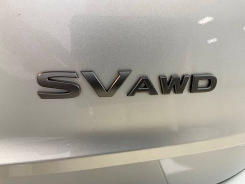 Used 2024 Nissan Rogue SV AWD/4WD image 25