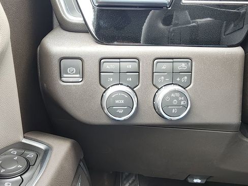 New 2026 GMC Sierra 1500 SLT w/ SLT Premium Plus Package AWD/4WD image 20