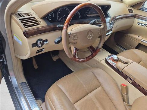 Used 2007 Mercedes-Benz S 550 image 5