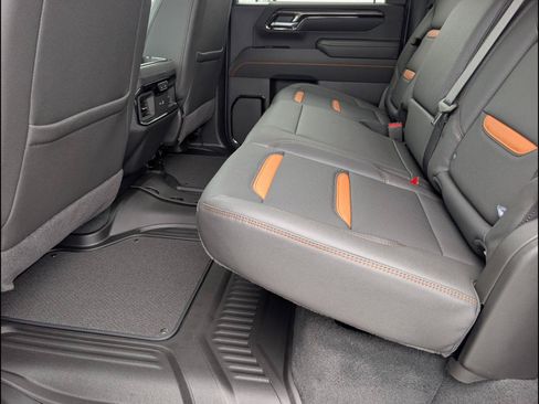 New 2026 GMC Sierra 2500 AT4 w/ AT4 Premium Plus Package AWD/4WD image 12
