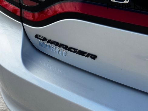 Used 2019 Dodge Charger SXT image 26
