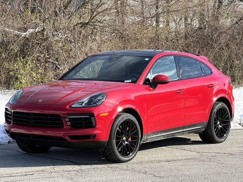 Certified 2023 Porsche Cayenne Coupe image 1