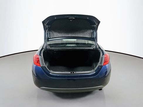 Used 2017 Toyota Corolla SE FWD image 31
