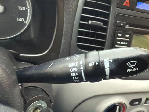 Used 2010 Hyundai Accent GLS w/ Premium Pkg 4 image 13