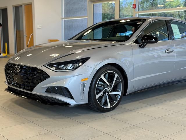 Used 2023 Hyundai Sonata SEL Plus FWD image 3