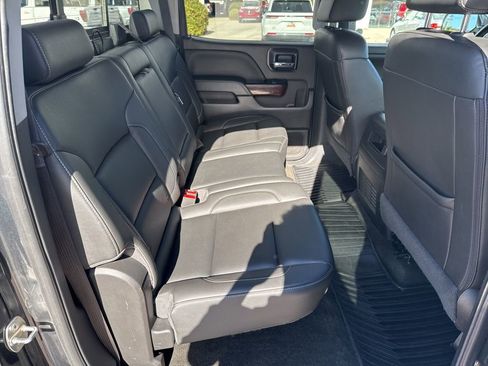 Used 2018 GMC Sierra 1500 SLT image 17