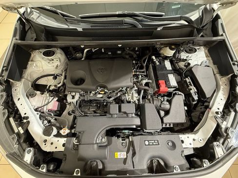 Certified 2025 Toyota RAV4 XLE AWD/4WD image 10