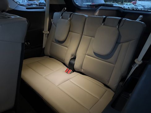 Certified 2023 Ford Explorer XLT w/ Equipment Group 202A image 38