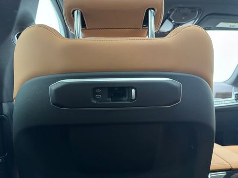 Used 2026 BMW X5 sDrive40i w/ M Sport Package RWD image 38