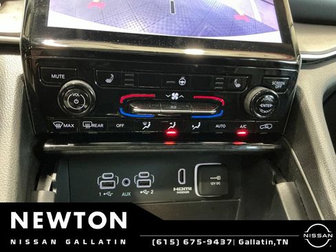 Used 2024 Jeep Grand Cherokee Limited 4xe AWD/4WD image 14