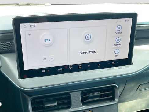 Used 2025 Ford Maverick XL w/ Equipment Group 102A AWD/4WD image 14
